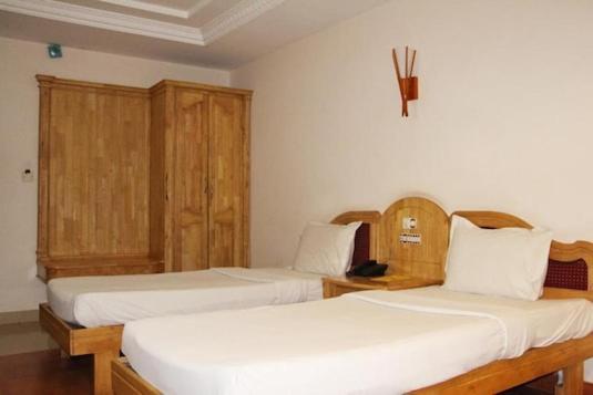 Hotel Sky Park Mattanur Екстериор снимка